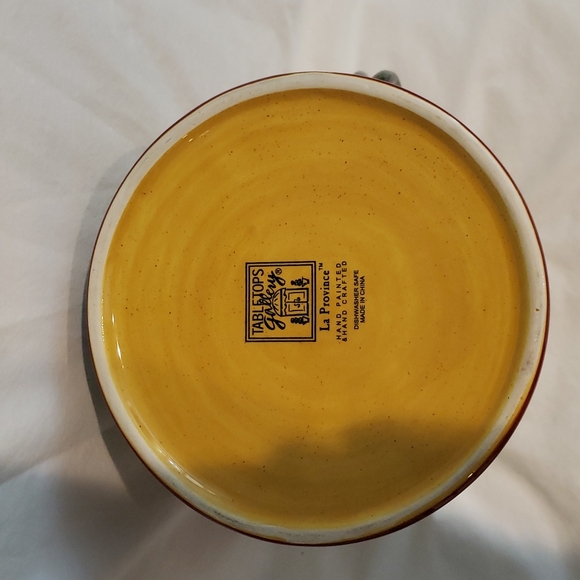 *La Province 10.25" Pitcher EXCELLENT CONDITION - Picture 3 of 3